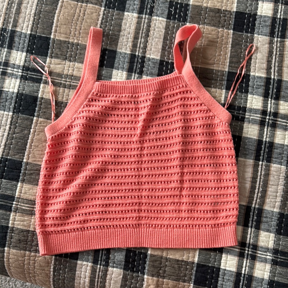 Universal Thread Coral Tank Top